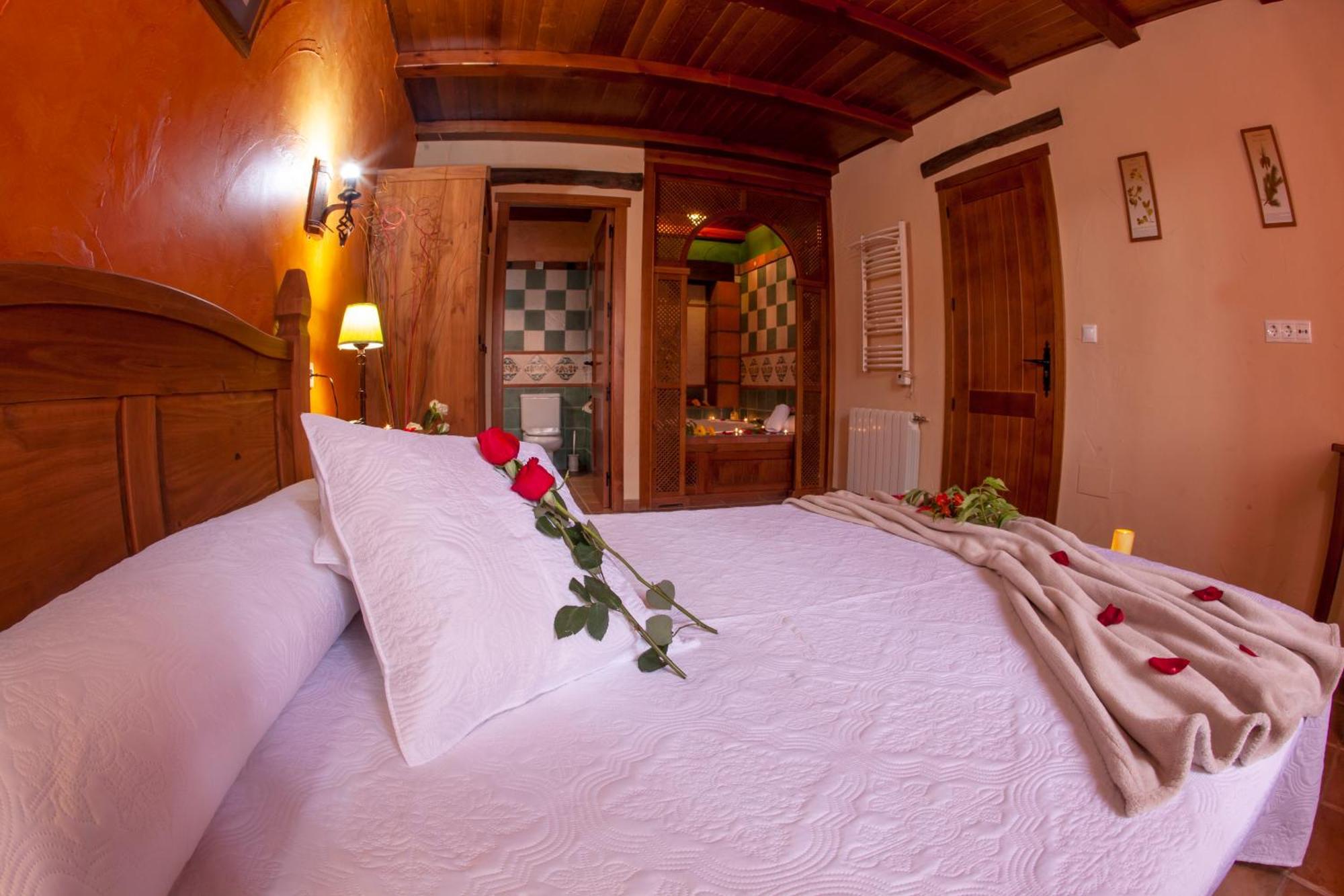 Apartamentos La Granja Hinojares Dış mekan fotoğraf